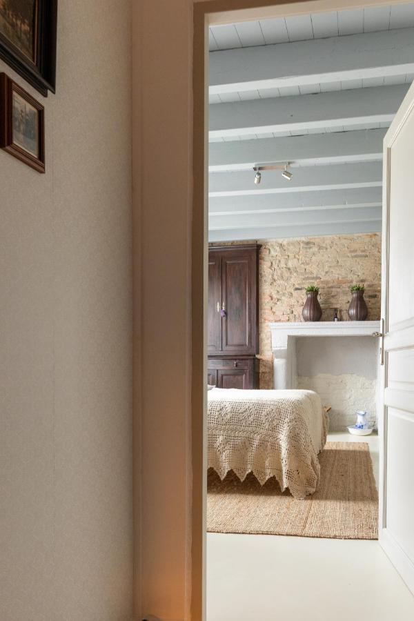 Domaine La Pomme De Pin Bed and Breakfast Louroux-de-Beaune Exteriör bild