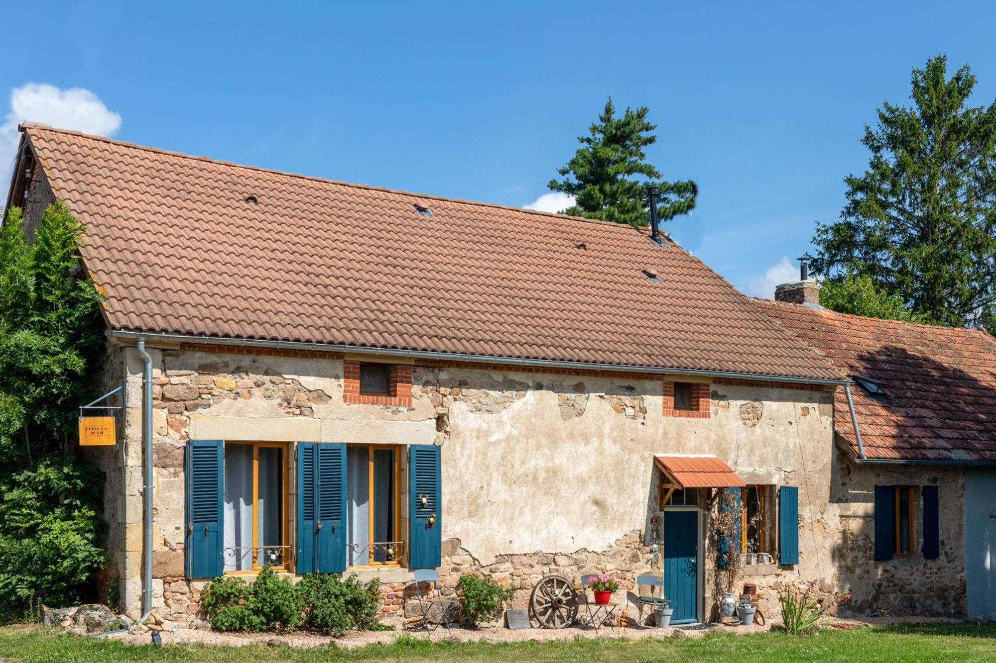 Domaine La Pomme De Pin Bed and Breakfast Louroux-de-Beaune Exteriör bild